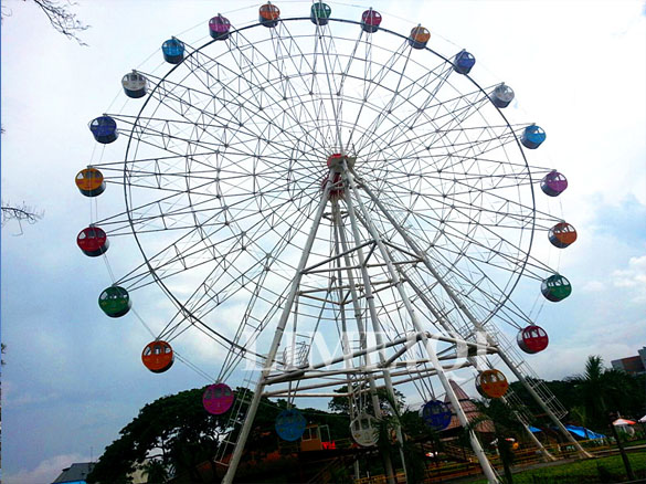 65m Ferris Wheel