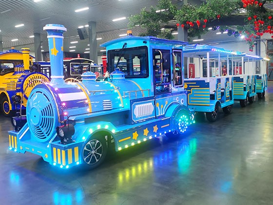 Trackless train